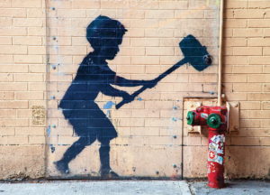 "Hammer Boy" di Banksy (W 79th near Broadway)